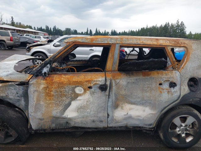 KIA Soul Base 2019 KNDJN2A2XK7686639 Image 13
