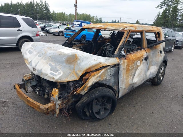 KIA Soul Base 2019 KNDJN2A2XK7686639 Image 2