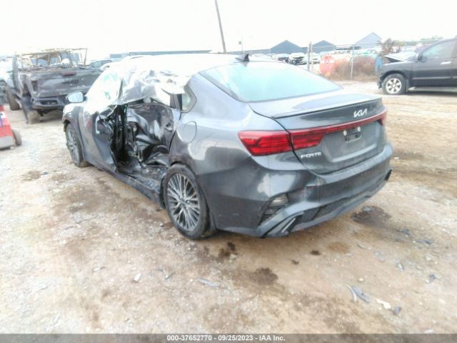 3KPF54AD0NE479300 KIA Forte Gt-line
