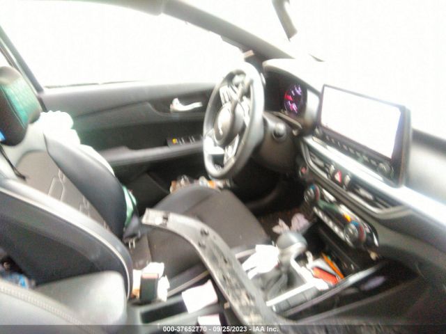 3KPF54AD0NE479300 KIA Forte Gt-line