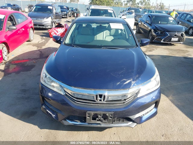 Honda ACCORD LX 2017 1HGCR2F35HA124272 Image 13