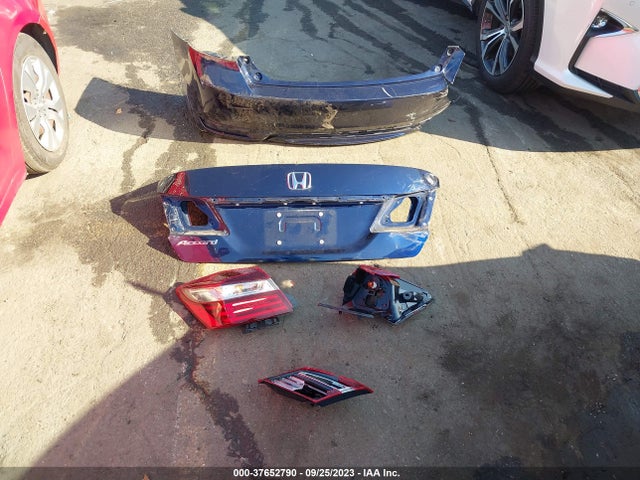 Honda ACCORD LX 2017 1HGCR2F35HA124272 Image 12