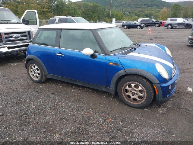 2005 MINI COOPER HARDTOP WMWRC33565TJ73354