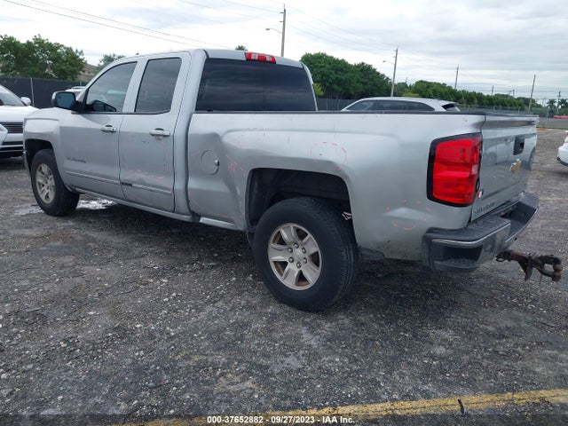 Chevrolet Silverado 1500 Lt 2018 1GCRCREC9JZ152359 Image 3