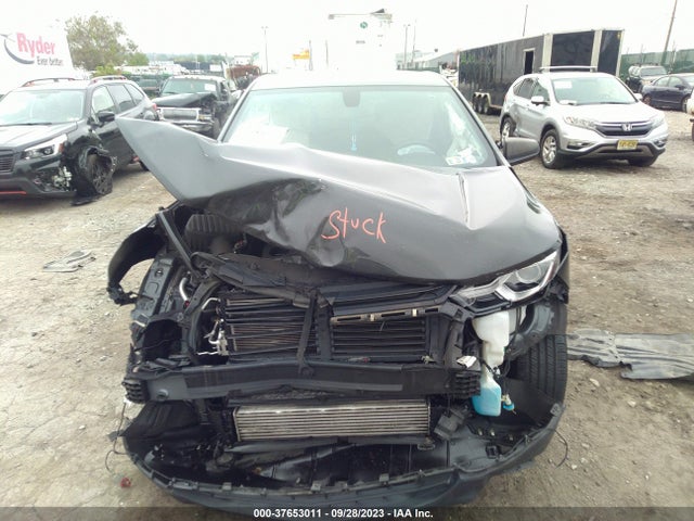 Chevrolet EQUINOX LS 2018 2GNAXREV9J6333791 Image 11