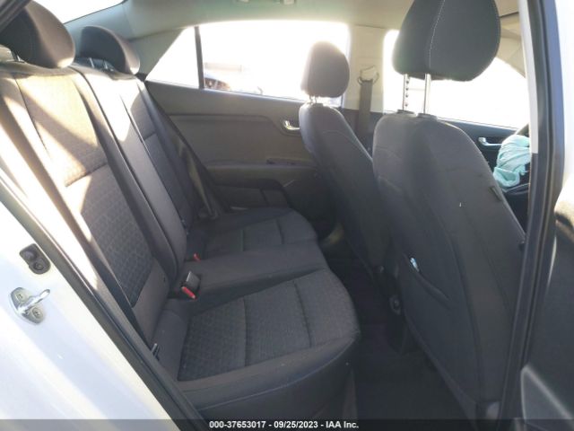 3KPA24AB2KE200670 KIA RIO S