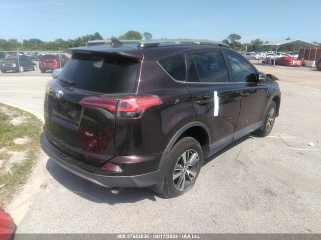 Toyota Rav4 Xle 2018 2T3WFREV4JW455948 Image 4