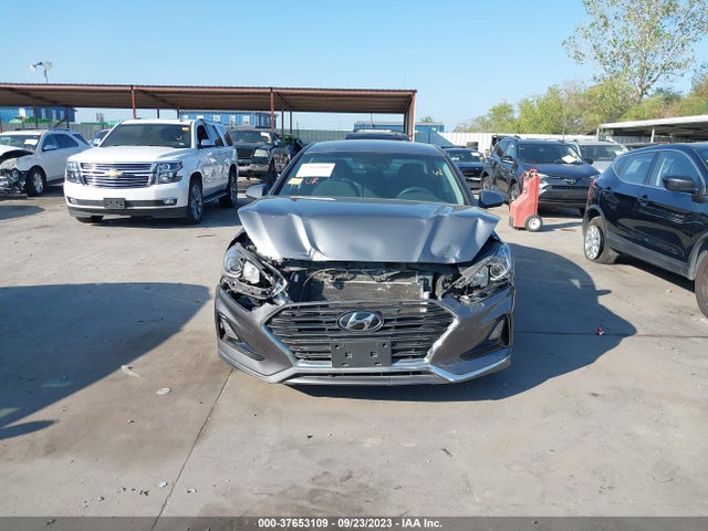 Hyundai SONATA SE 2019 5NPE24AF9KH768267 Image 12