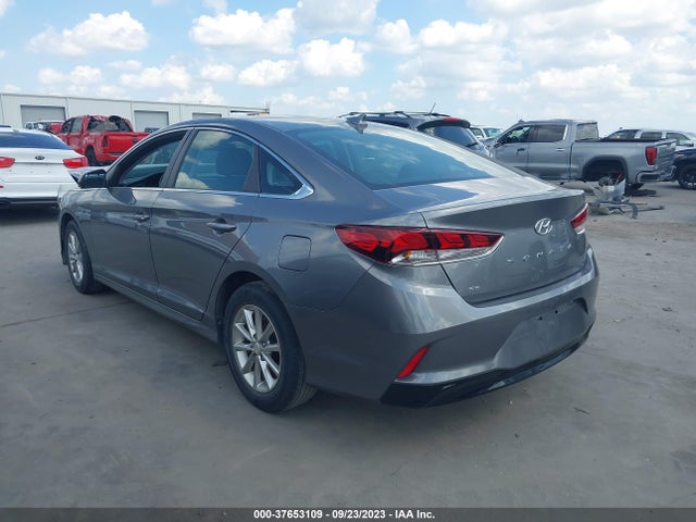 Hyundai SONATA SE 2019 5NPE24AF9KH768267 Image 3