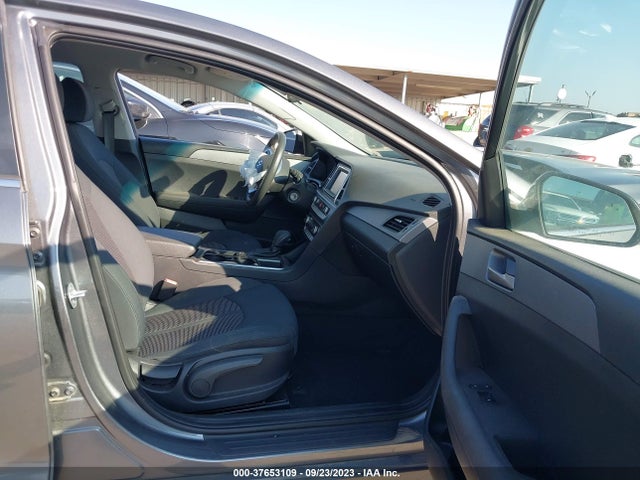 Hyundai SONATA SE 2019 5NPE24AF9KH768267 Image 5