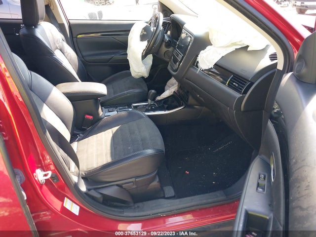 2019 MITSUBISHI OUTLANDER SE VIN: JA4AD3A39KZ043599