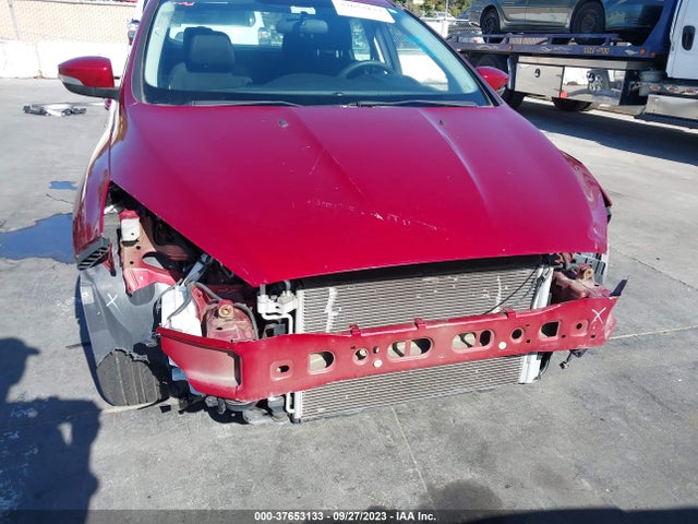 Ford FOCUS SE 2015 1FADP3F27FL275658 Image 8