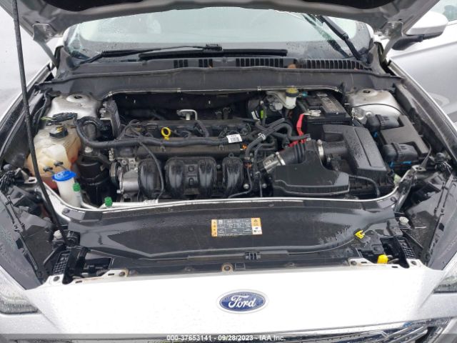 3FA6P0H70HR253702 Ford FUSION SE