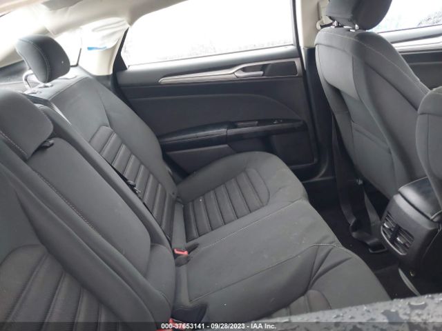 3FA6P0H70HR253702 Ford FUSION SE