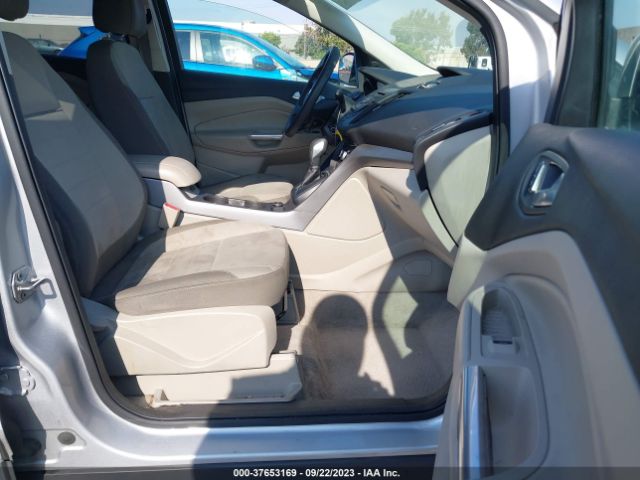1FMCU9GX6EUC76669 Ford ESCAPE SE