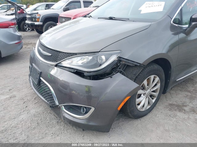 2C4RC1BG5HR634680 Chrysler Pacifica Touring-l