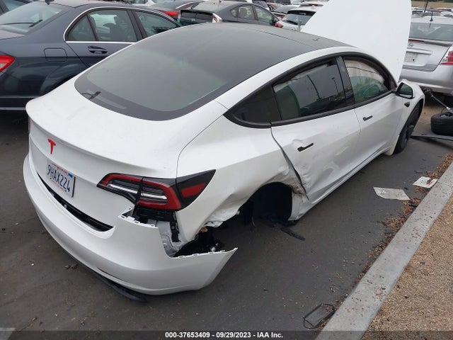 Tesla MODEL 3 2023 5YJ3E1EA1PF608739 Image 4