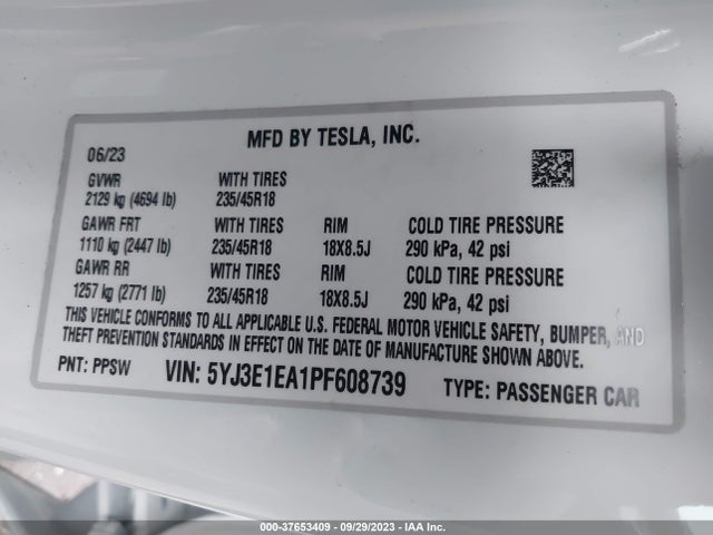 Tesla MODEL 3 2023 5YJ3E1EA1PF608739 Image 9