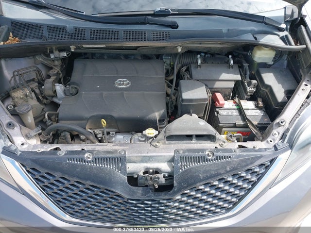 Toyota SIENNA SE 2015 5TDXK3DC3FS661638 Image 10