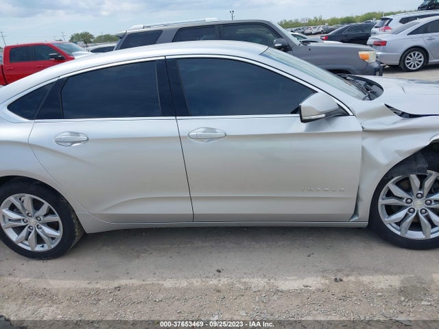 Chevrolet IMPALA LT 2018 2G1105SA6J9100465 Image 14