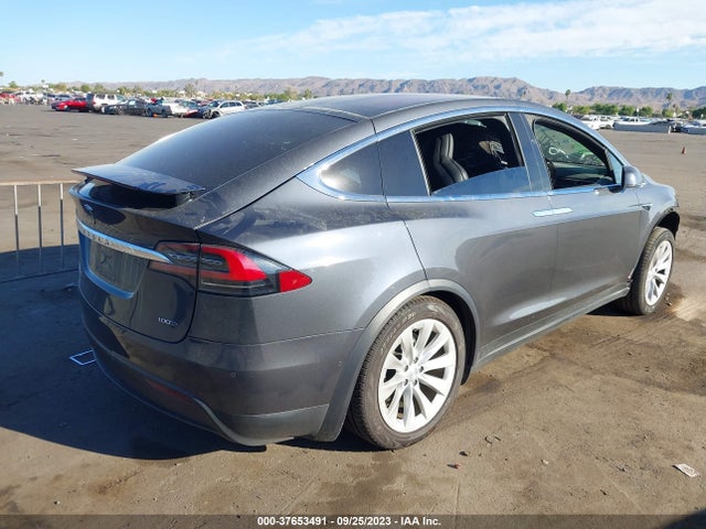 Tesla Model X 90d/75d/100d 2017 5YJXCBE29HF061260 Image 4