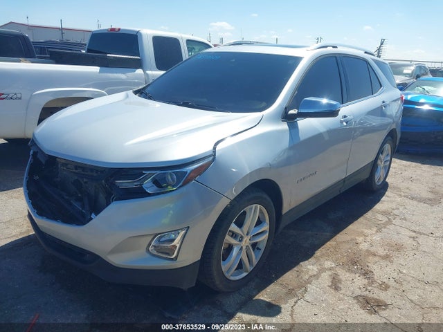 Chevrolet Equinox Premier 2018 2GNAXWEX2J6235024 Image 2