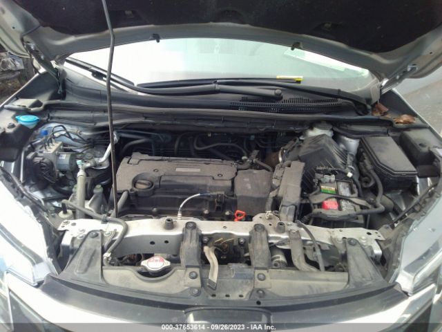 5J6RM4H43GL038562 Honda CR-V SE
