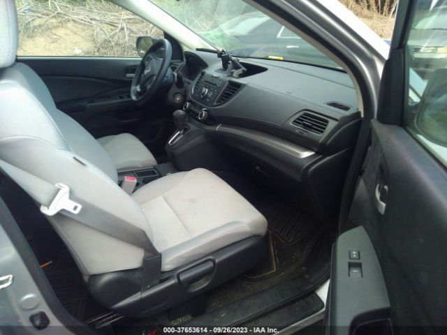 5J6RM4H43GL038562 Honda CR-V SE