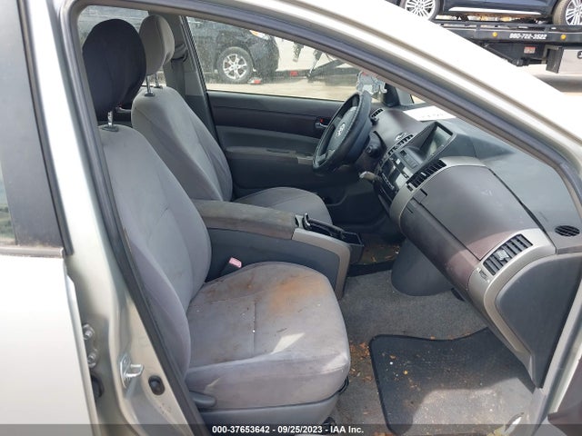 2004 TOYOTA PRIUS VIN: JTDKB22U040029695