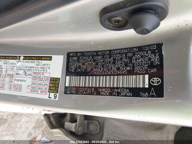 2004 TOYOTA PRIUS VIN: JTDKB22U040029695
