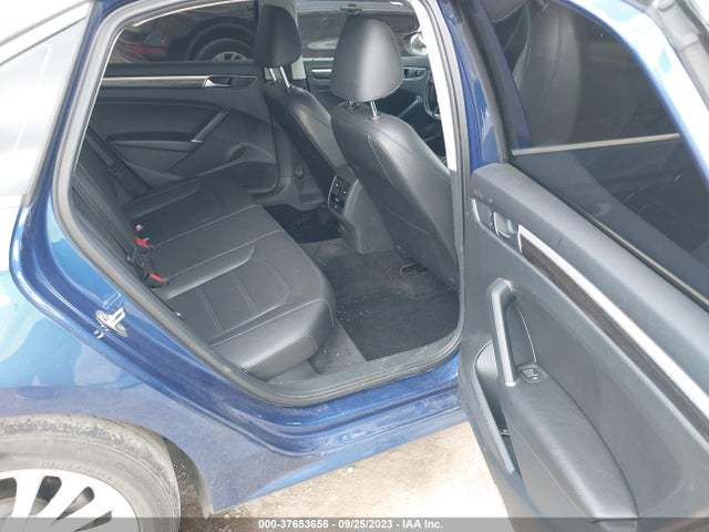1VWBS7A38GC023620 Volkswagen Passat 1.8t Se