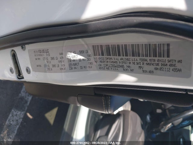 1C4PJLCB3GW329485 Jeep Cherokee Latitude
