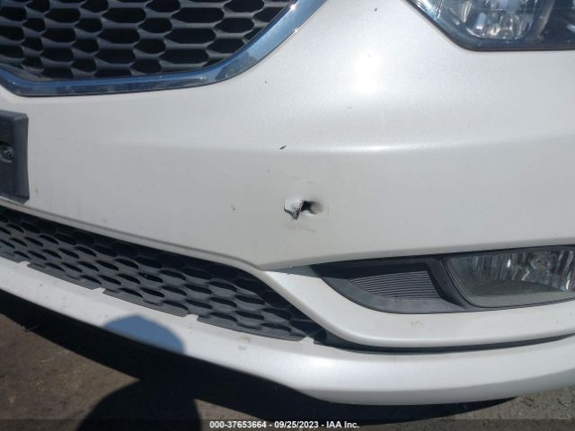 KNAFX5A88G5618071 KIA Forte 5-door Ex