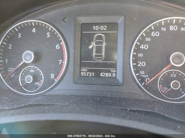 2010 VOLKSWAGEN EOS LUX VIN: WVWFA7AH0AV016854