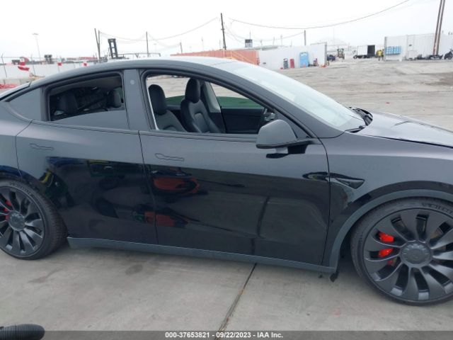 7SAYGDEF1NF517838 Tesla Model Y Performance