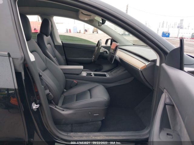 7SAYGDEF1NF517838 Tesla Model Y Performance