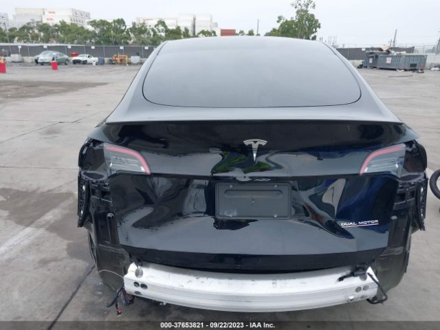 7SAYGDEF1NF517838 Tesla Model Y Performance
