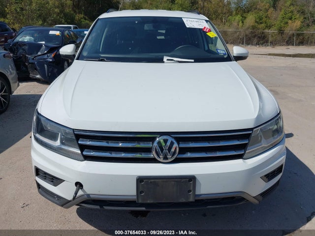 3VV2B7AX1MM000441 Volkswagen Tiguan Se/se R-line Black/sel
