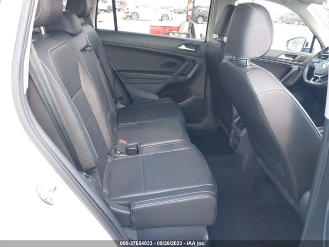 3VV2B7AX1MM000441 Volkswagen Tiguan Se/se R-line Black/sel