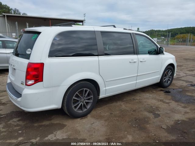 2C4RDGCG6HR790323 Dodge Grand Caravan Sxt