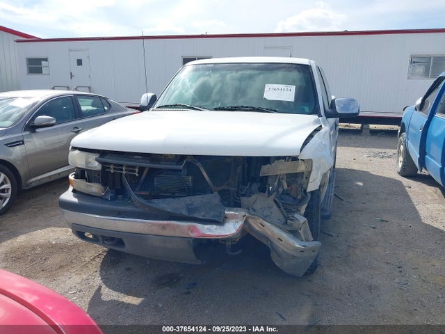 2002 CHEVROLET SILVERADO 1500 LS VIN: 2GCEK19T821215443