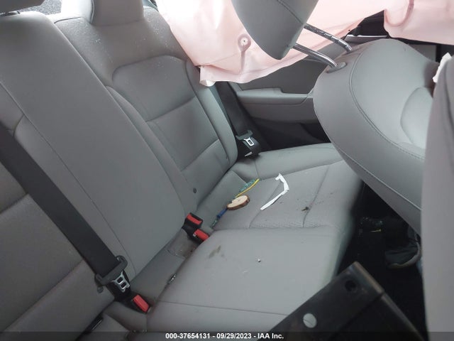 Hyundai Elantra Value Edition 2018 5NPD84LF2JH275715 Image 8