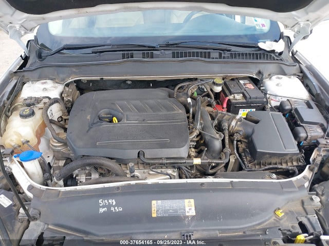 3FA6P0HD0FR101941 Ford FUSION SE