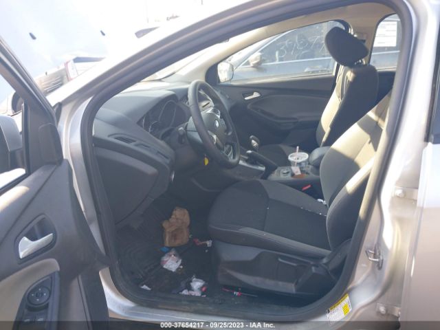 1FADP3K29EL199610 Ford FOCUS SE