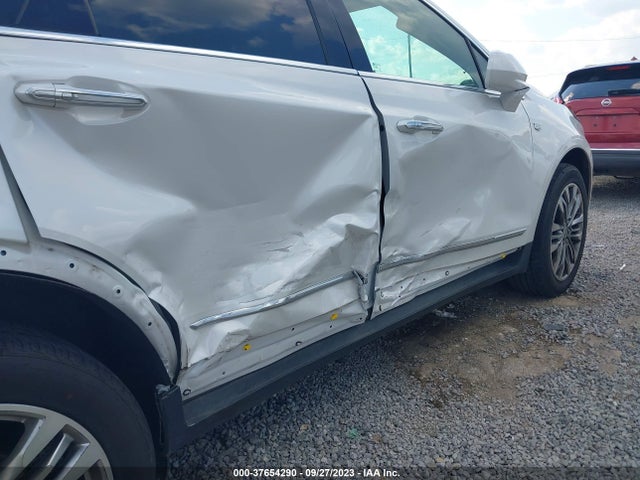 1GYKNCRS8HZ112661 Cadillac Xt5 Premium Luxury Fwd