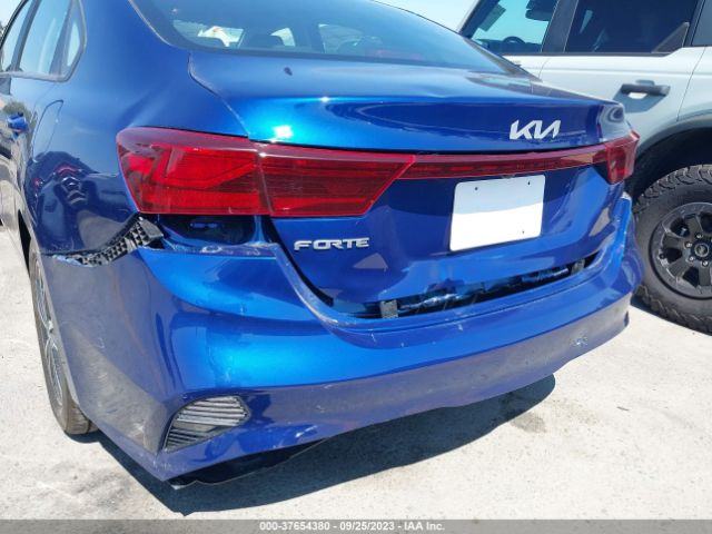3KPF24AD5NE418050 KIA Forte Lxs