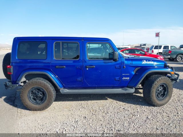 1C4HJXEG2JW213352 Jeep Wrangler Unlimited Sahara