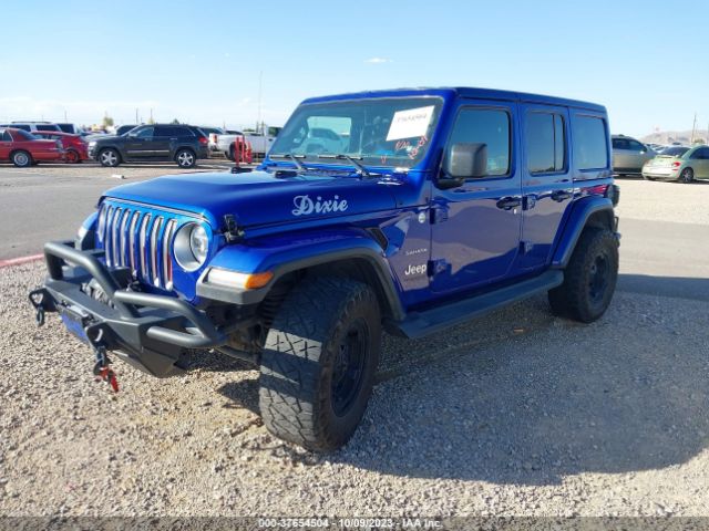 1C4HJXEG2JW213352 Jeep Wrangler Unlimited Sahara