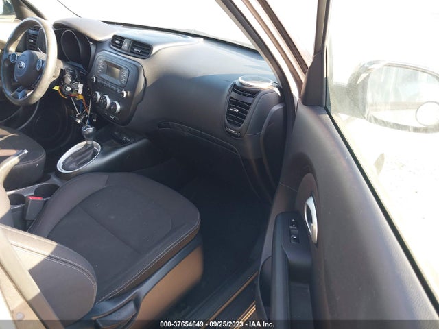 KIA Soul Base 2016 KNDJN2A21G7340034 Image 5