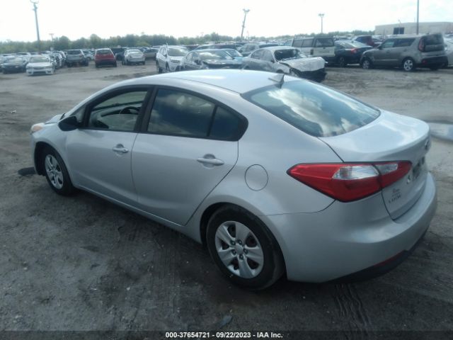 KNAFX4A60G5532715 KIA FORTE LX